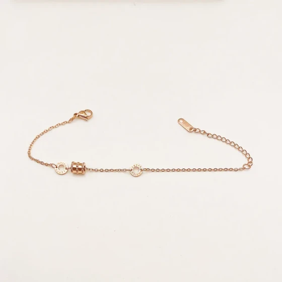 Titanium steel bracelet with a slim waist design, simple and unique style, personalized fashion bracelet for female friends, popular among internet celebrities and students
