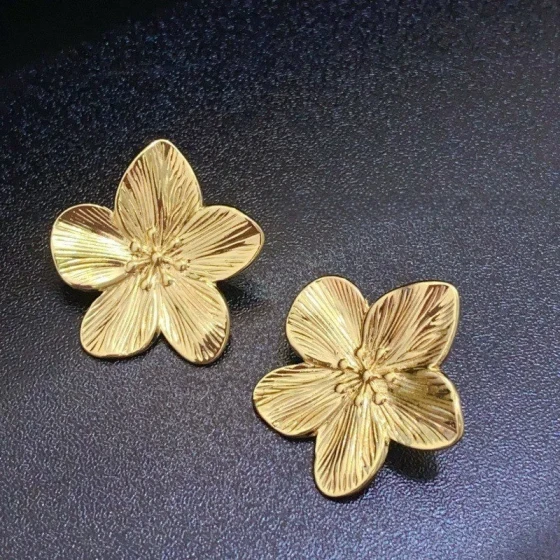 Exaggerated and Unique European and American Style Pleated Textured Flower Titanium Steel Earrings Vintage Design gold Five-Petal Flower Earrings for Women