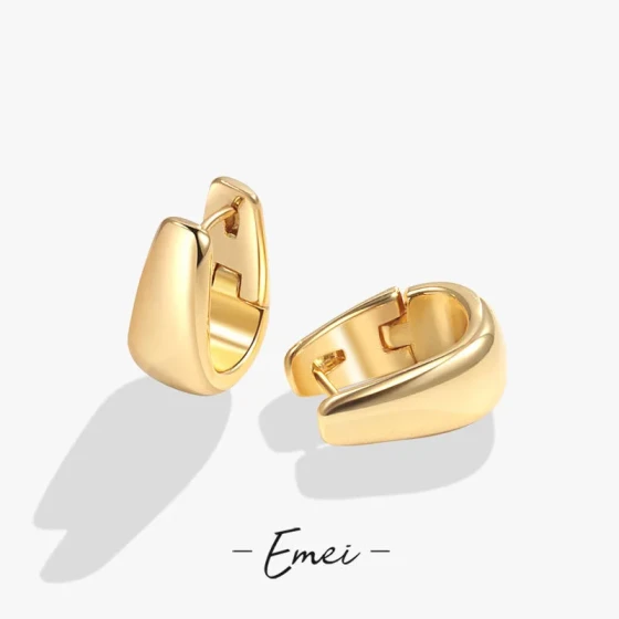 Minimalist style U Minimalist hoop earrings with a high-end feel, new cool and simple style