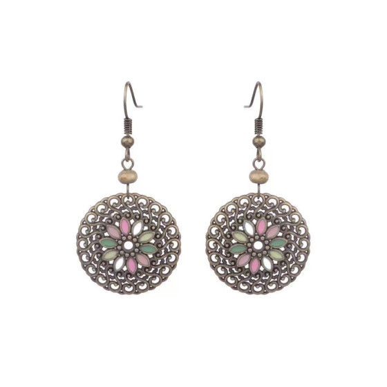 European and American retro holiday-style earrings for women, Bohemian tassel unique earrings, versatile accessories for Yunnan travel and holidays