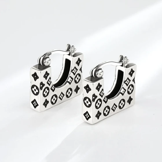 Personality ins Graffiti-style printed bag earrings, a hot-selling item from the live stream, vintage heavy-duty earrings, versatile ear accessories