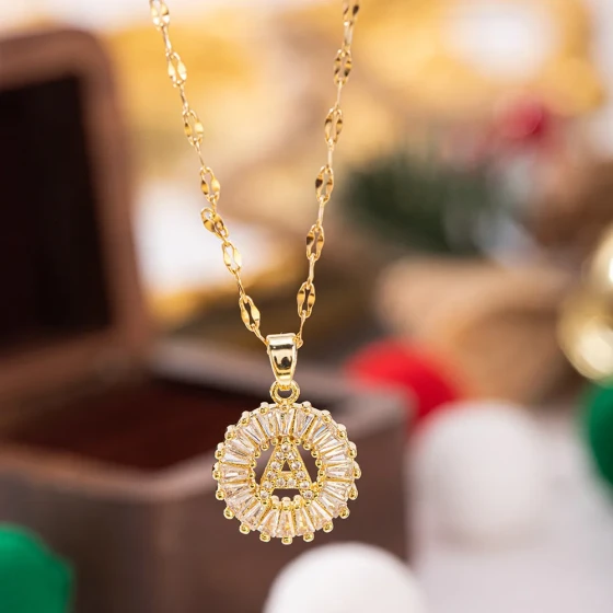 European and American fashion light luxury round shape26English letter pendant electroplated necklace, trendy and high-end accessory