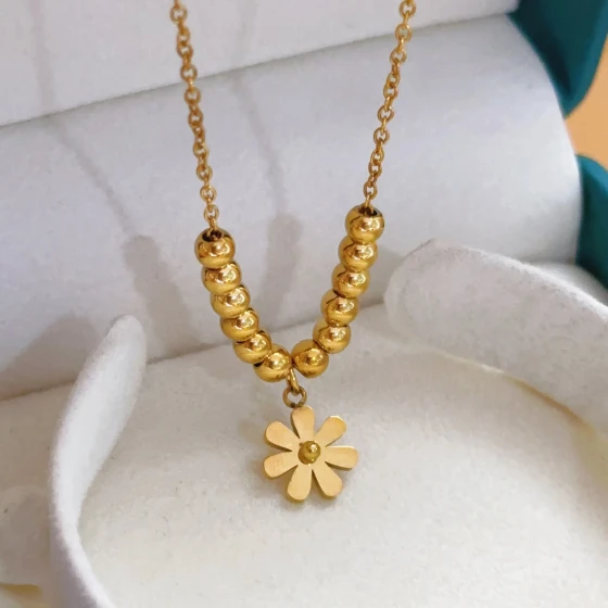Non-fading new light luxury style18k Exquisite stainless steel necklace for women, versatile bead daisy jewelry, elegant style ins