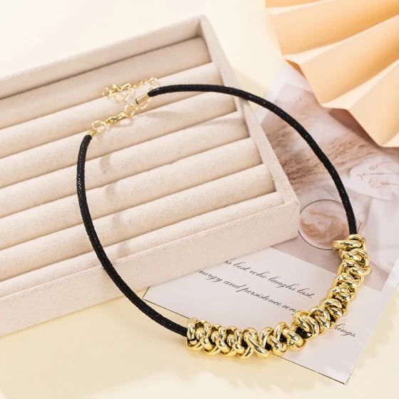 Europe and America ins Chain black rope metal pendant necklace, hip-hop sweet and cool collarbone chain, trendy leather rope choker