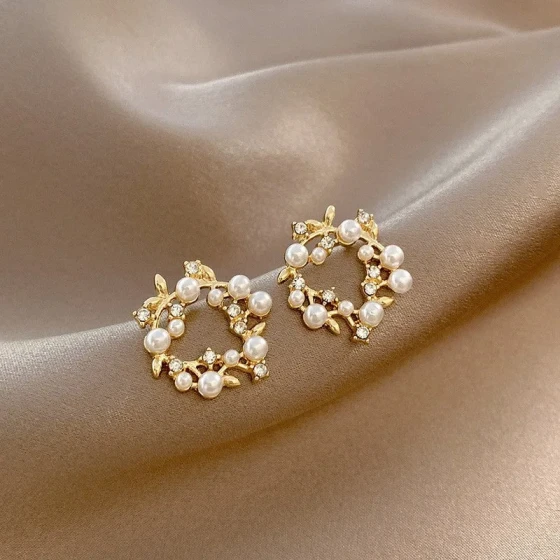 Dongdaemun Fashion ins Wind Flower Pearl Earrings for Women, Unique Simple Trendy Stud Earrings, Summer Forest Style Ear Accessories