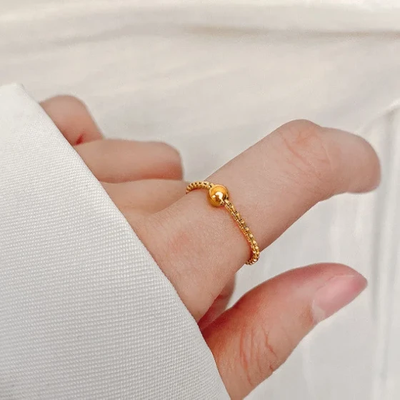 Zodiac year lucky bead ring for women, braided rope chain, niche design, fashionable, unique, and high-end 18k The gold does not fade