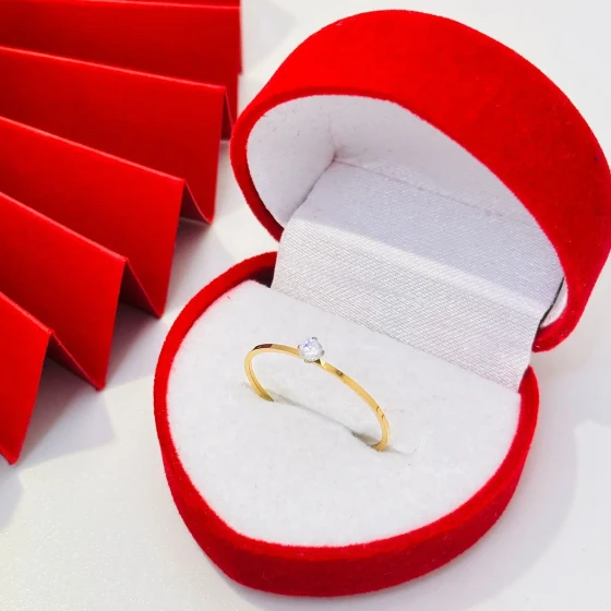1mm Ultra-fine four-prong diamond titanium steel ring, trendy luxury fashion for women, gold-plated, non-fading index finger jewelry