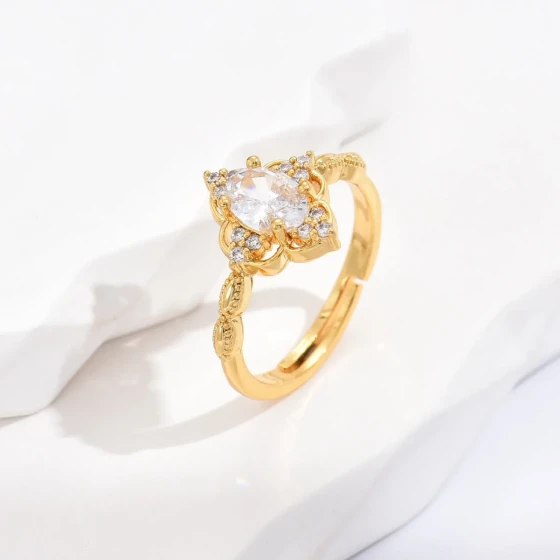 New niche design zircon flower ring for women, unique, fashionable, versatile, with a high-end feel, open ring