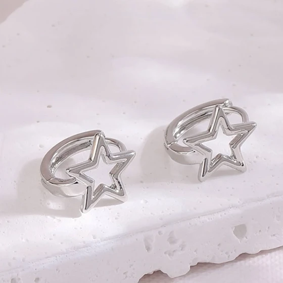 AliExpress New Arrivals in Jewelry Korean-style simple geometric earrings Versatile and unique creative women's earrings