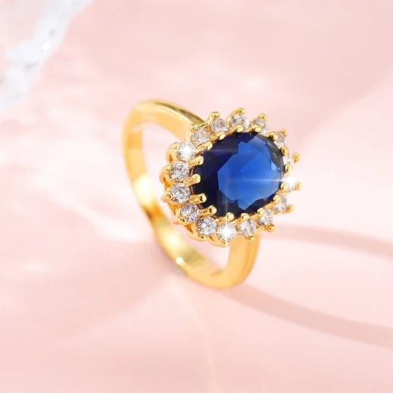 Fashionable Colorful Gemstone Princess Ring, Luxurious and High-End Full-Diamond Zirconia Ring Jewelry