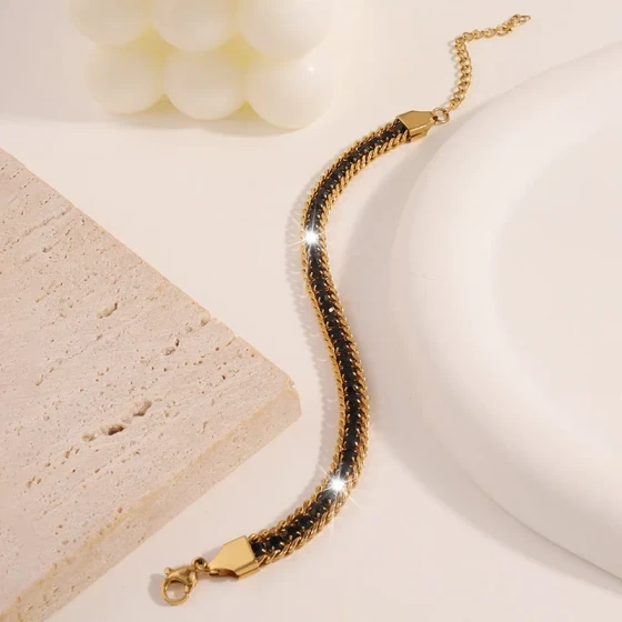 Titanium steel bracelet for women, high-end wholesale fashion simple stainless steel bracelet, three-layer diamond-embellished versatile light luxury bracelet