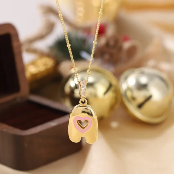 Fashionable and Luxurious Style26English letter hollow heart copper pendant necklace, niche design collarbone chain