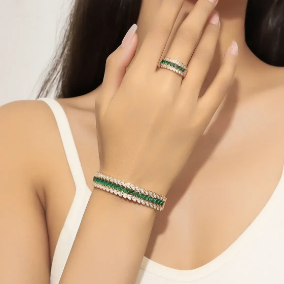 Fashionable and Luxurious Full-Diamond Bracelet and Ring Set for Women, Simple and Sophisticated Versatile Jewelry