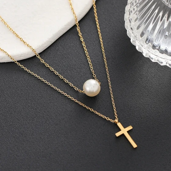 European and American titanium steel clavicle chain with cross pendant and pearl design, simple and versatile multi-layer necklace that does not fade