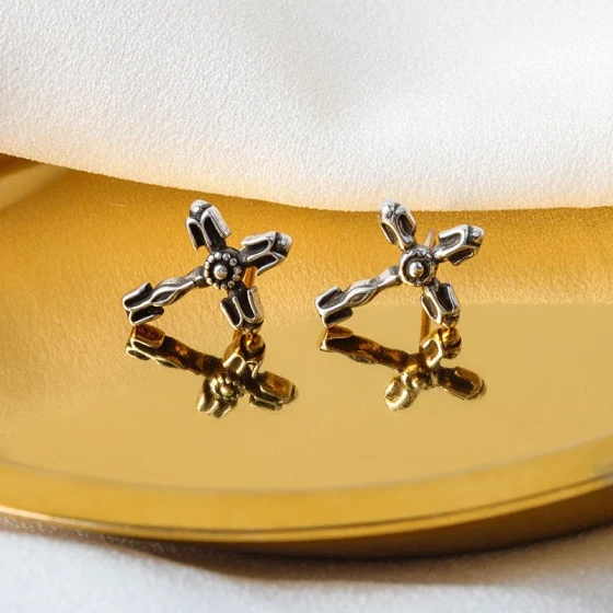 New trendy personalized vintage distressed cross earrings for men and women925Exquisite silver earrings