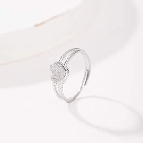 Titanium steel jewelry simple heart-shaped English letter open ring for women, personalized versatile fashion index finger ring accessory