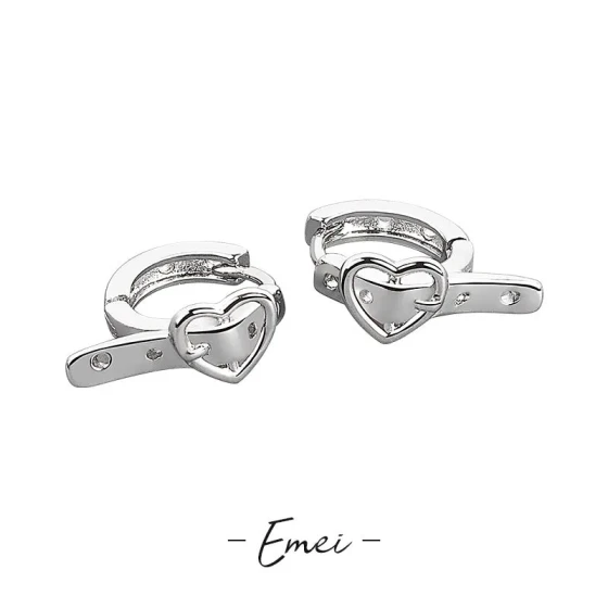 Korean trendy heart-shaped earrings for women, simple and compact, belt buckle design, unique and stylish earrings