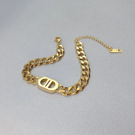 Minimalist titanium steel bracelet for women, Korean style, unique and niche design ins Minimalist and sophisticated accessories