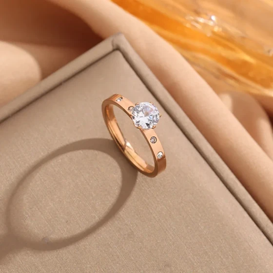 Shiny titanium steel ring for women, simple and niche in Japanese and Korean style ins Non-fading diamond-studded Korean-style couple rings