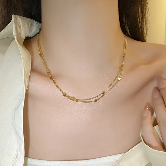Xiyin Square Double-Layer Necklace for Women, Light Luxury, Non-Fading, Unique Design, Niche Women's Collarbone Chain, Elegant and Versatile Accessory