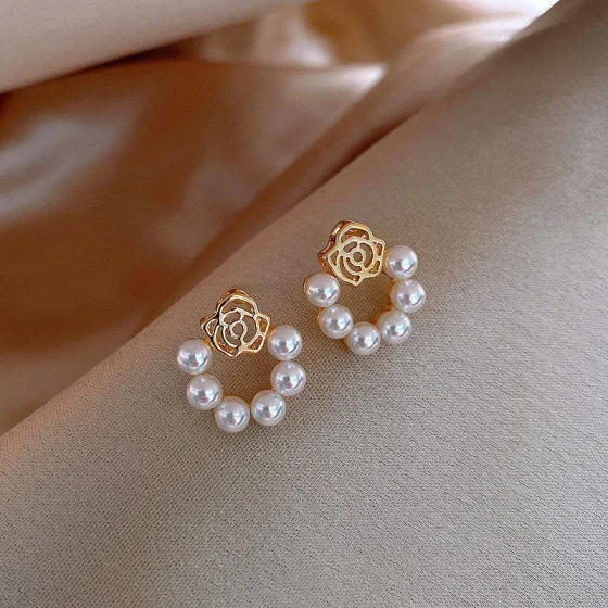 New trendy rose flower pearl earrings, elegant and simple studs, Yiwu accessories S925Silver Needle