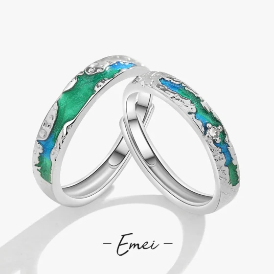 Aurora Couple Rings: A pair of light luxury niche dreamy gradient starry sky irregular texture enamel rings for men and women