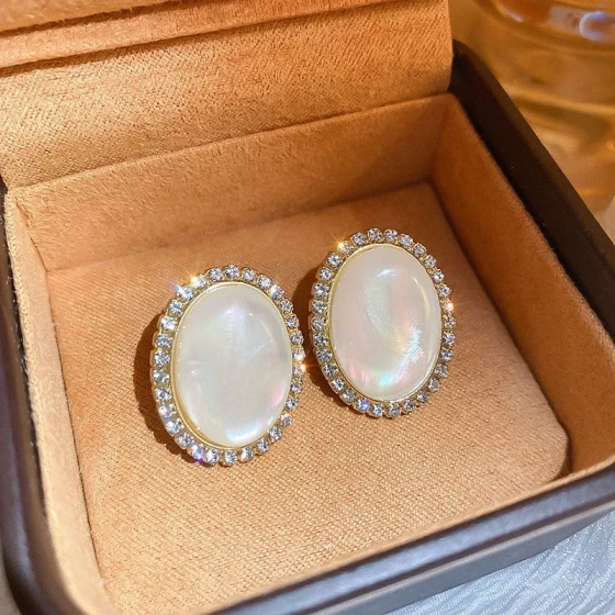 Korean gold Round Vintage French Style Unique Chic Personality High-End Design Earrings