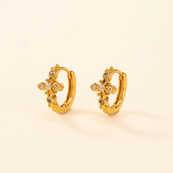 New fashionable light luxury metal exquisite earrings for women, with a sense of design and high-end feel, versatile niche zircon earrings and accessories