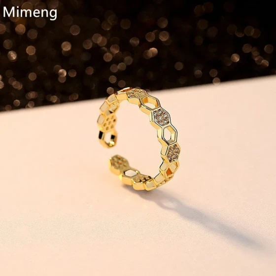 Simple, stylish, versatile hexagonal hollow zircon ring for women, light luxury fashion ring