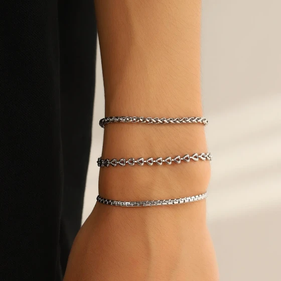 Stainless steel dragon bone flat square bead three-piece bracelet set for women, diamond-shaped, simple and versatile titanium steel jewelry set