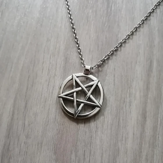 Hot Sale New Fashion Necklace Punk Star Pentagram Pendant