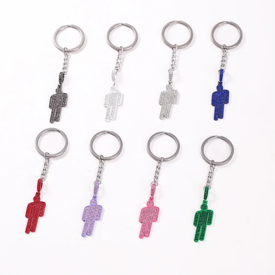 New European and American fashion light luxury keychain with a cute character, exquisite and versatile, a perfect gift for friends