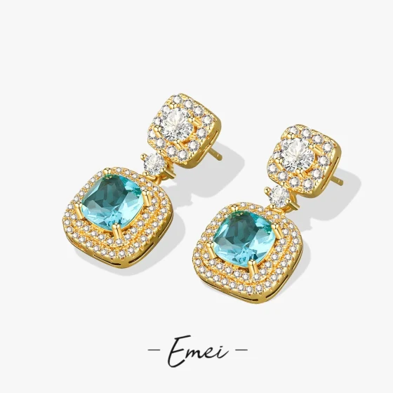 Light luxury fashion high-end earrings Micro-inlaid heavy-duty square earrings, fresh and trendy internet celebrity earrings for women