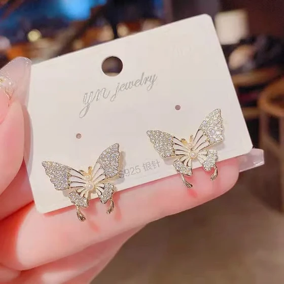 Dongdaemun micro-inlaid zircon butterfly earrings, exquisite and elegant, sweet and sophisticated stud earrings