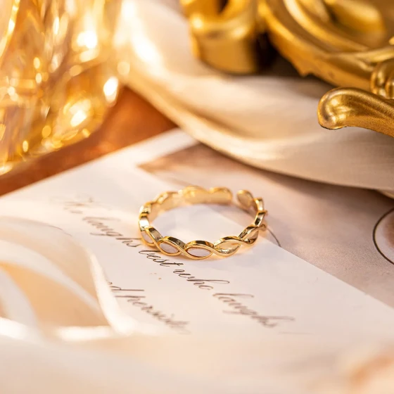 French vintage twisted wave shell open ring with a unique design for women ins Wind-resistant, non-fading jewelry