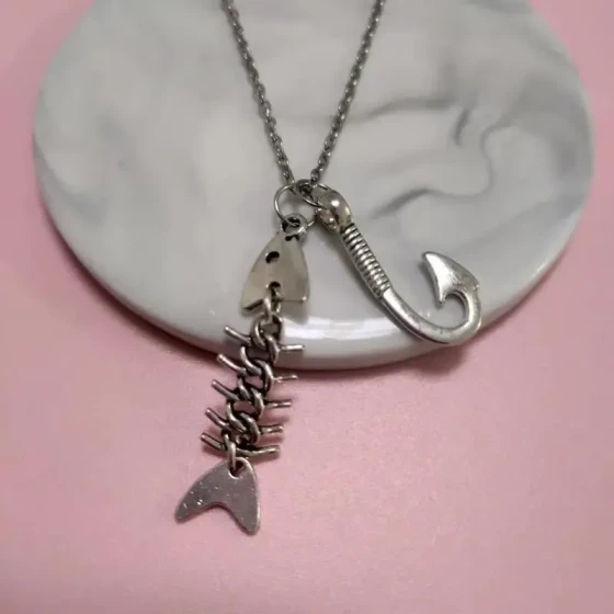 New ins Trendy and cool fishbone necklace and earrings Simple, unique, versatile vintage silver accessories