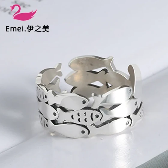 New ring in Japanese and Korean vintage style, distressed small fish design, adjustable open ring, personalized creative ring, popular online accessory