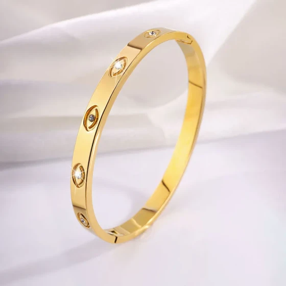 Luxury titanium steel bracelet with personalized eye-shaped diamond inlay, non-fading bracelet for women, high-end fashion stainless steel bracelet