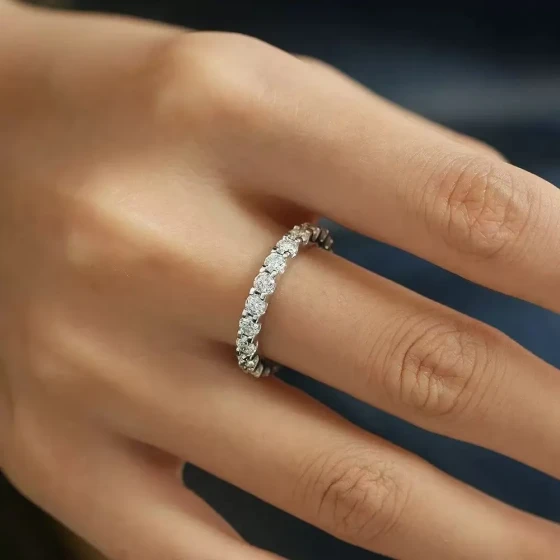 European and American fashion light luxury full-diamond single-row copper ring for women, hip-hop trendy versatile finger ring jewelry