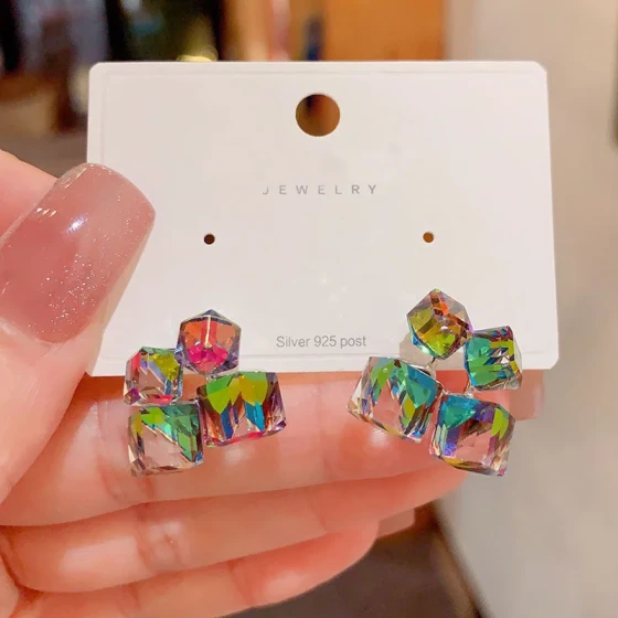 Geometric Cube Three-Dimensional Dreamy Zircon Stud Earrings High-End Gradient Color Sugar Cube Versatile Ear Accessories