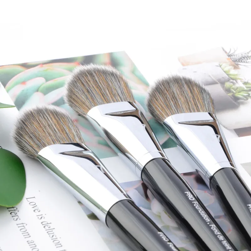 1 piece Pro Foundation #47 Powder foundation Makeup brushes Shadow Make up brush synthetic Hair wood handle