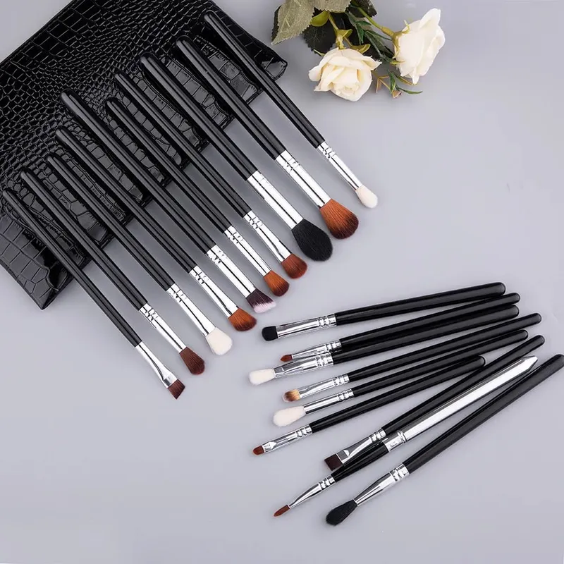 19pcs Full Eyeshadow Brushes Set Eye Brush Foundation Contour Concealer Cosmetic Makeup Brush With Bag — image 6