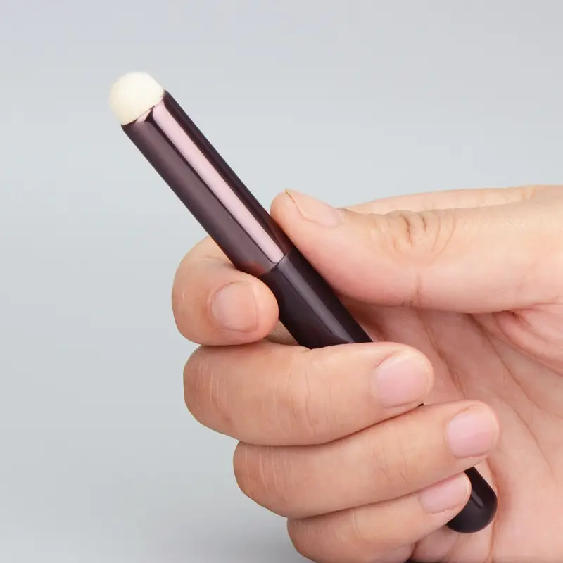 1pc Mini Fingertip Lipstick Blending Makeup brushes Precision Concealer Make up brush domed small portable Lip Brush multifuncti — image 1