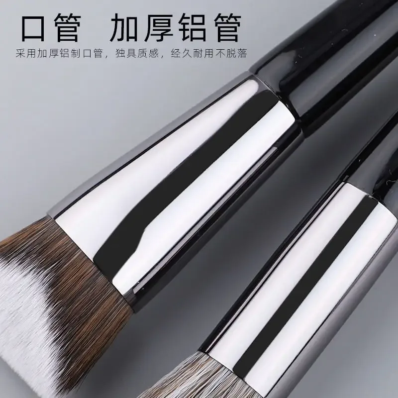 1 件 #854 斜角粉底化妝刷 底妝刷 斜面液體黑色化妝工具 美容筆化妝工具