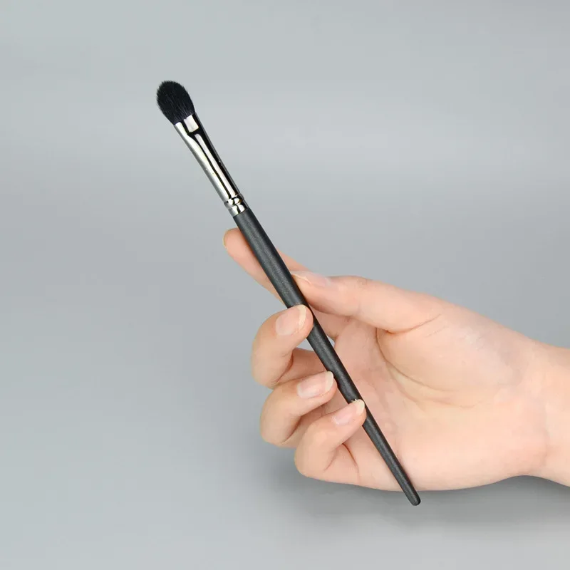 1pc Goat hair Basic Eyeshadow Makeup Brushes small Eye Blending shadow base Big Nose Make up brush animal hair 205a 206a 207a