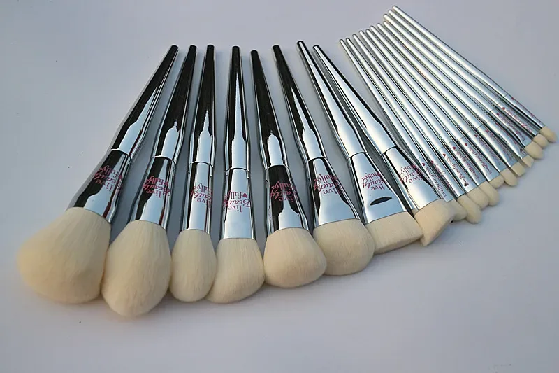 19pcs/set High quality full functional Makeup brushes Set Powder Blusher Highlight Eyeshadow eyebrow Make up brushes silver coat