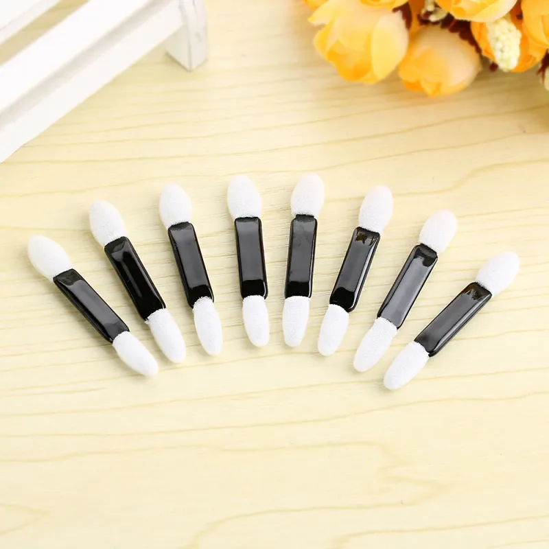 50Pcs Proffessional Eye Shadow Sponge Brushes Double Foam Headed Brushes Disposable Eyeshadow Sponge Makeup Applicator Tool