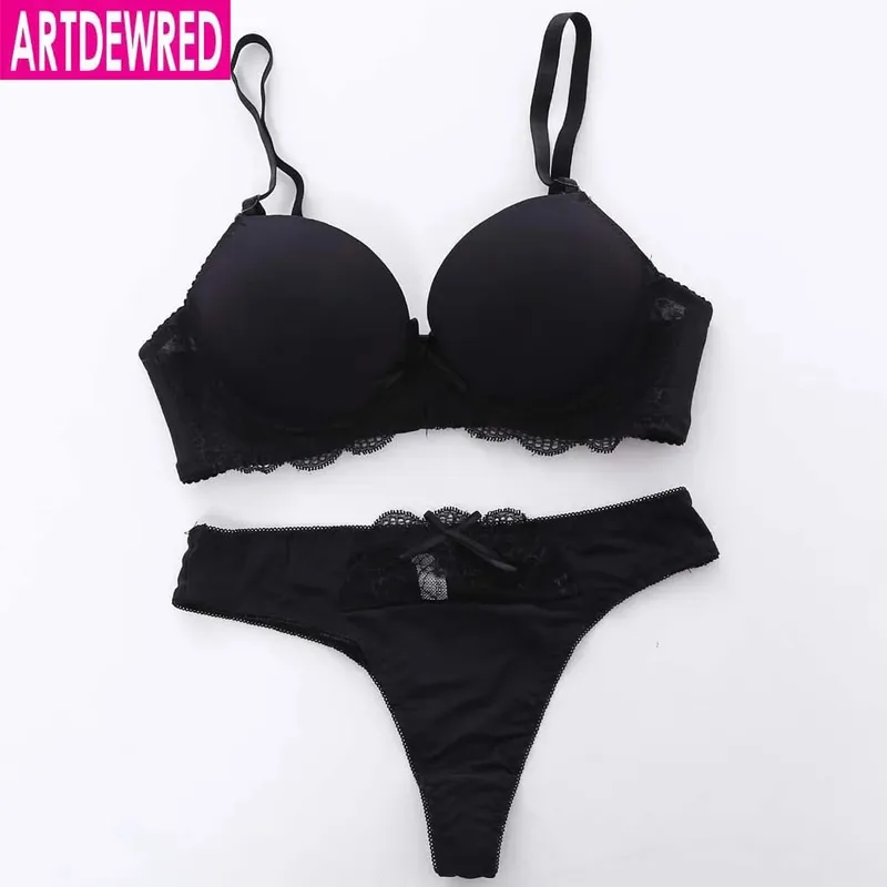 New 2020 Brand Sexy Seamless One Piece Intimates Bras & Brief Sets Underwear For Womens Ladies Push Up Plunge Dress Bra Sets