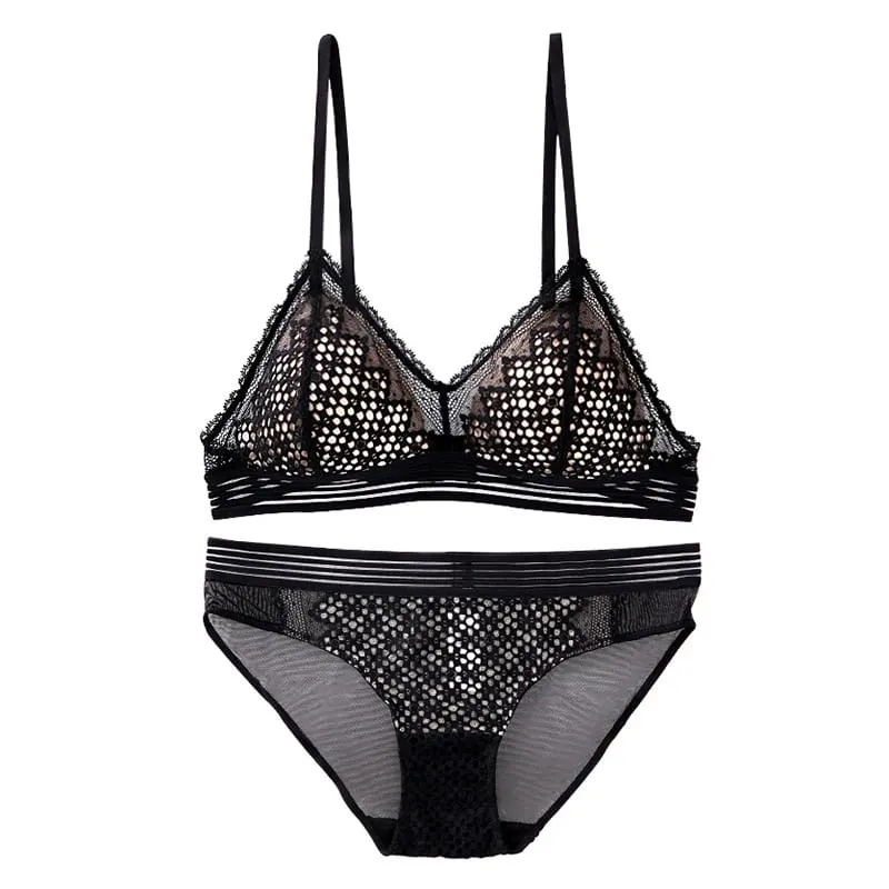 Sexet udhulet blonde trekant BH og truss