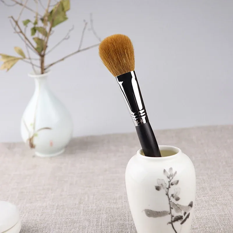 G038 Flat Blush Brush QINZHI Professional Handmade Make Up Brush Soft Goat Hair Synthetic Fiber Makeup Brushes